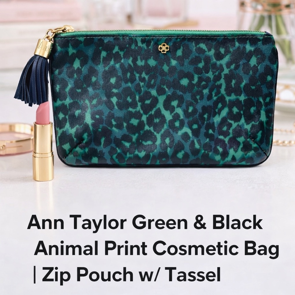Ann Taylor Green & Black Animal Print Cosmetic Bag | Zip Pouch w/ Tassel